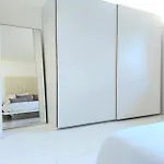 Maria