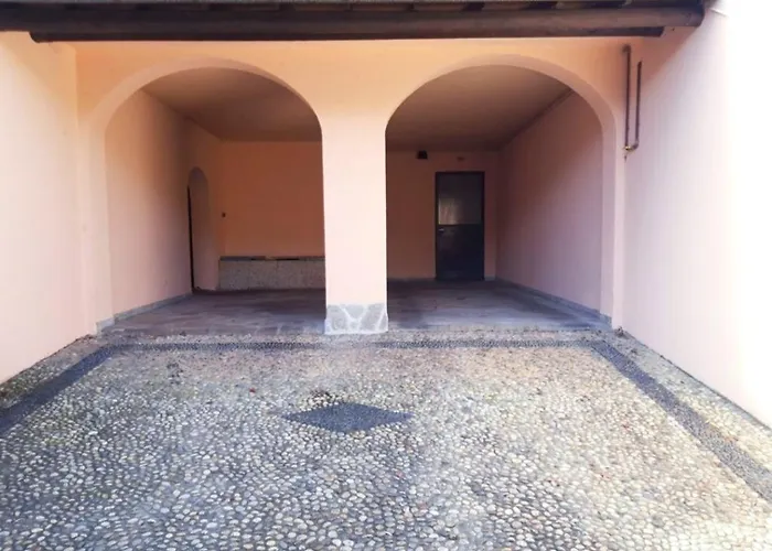 Maria *